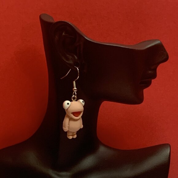 Frog Earring, Gift Idea, Frog Jewelry, Amphibian Earring, Silly Earring, Cute - Picture 5 of 5